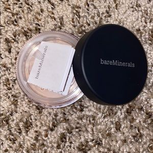 bareMinerals Under Over Priming Finishing Powder